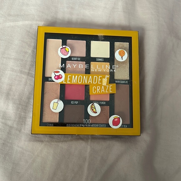 Maybellne lemon craze eye shadow palette